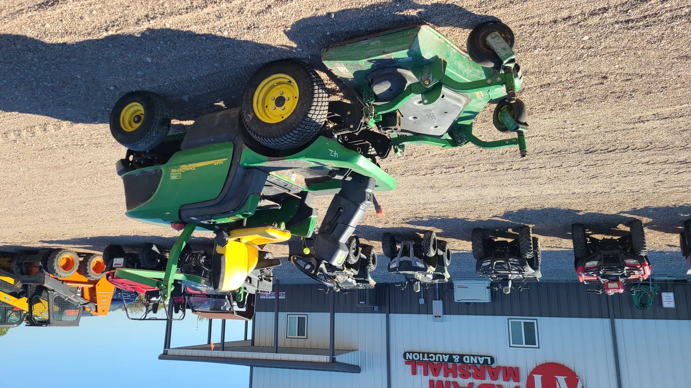 2005 John Deere 1445 Lawn Mower - 62IN