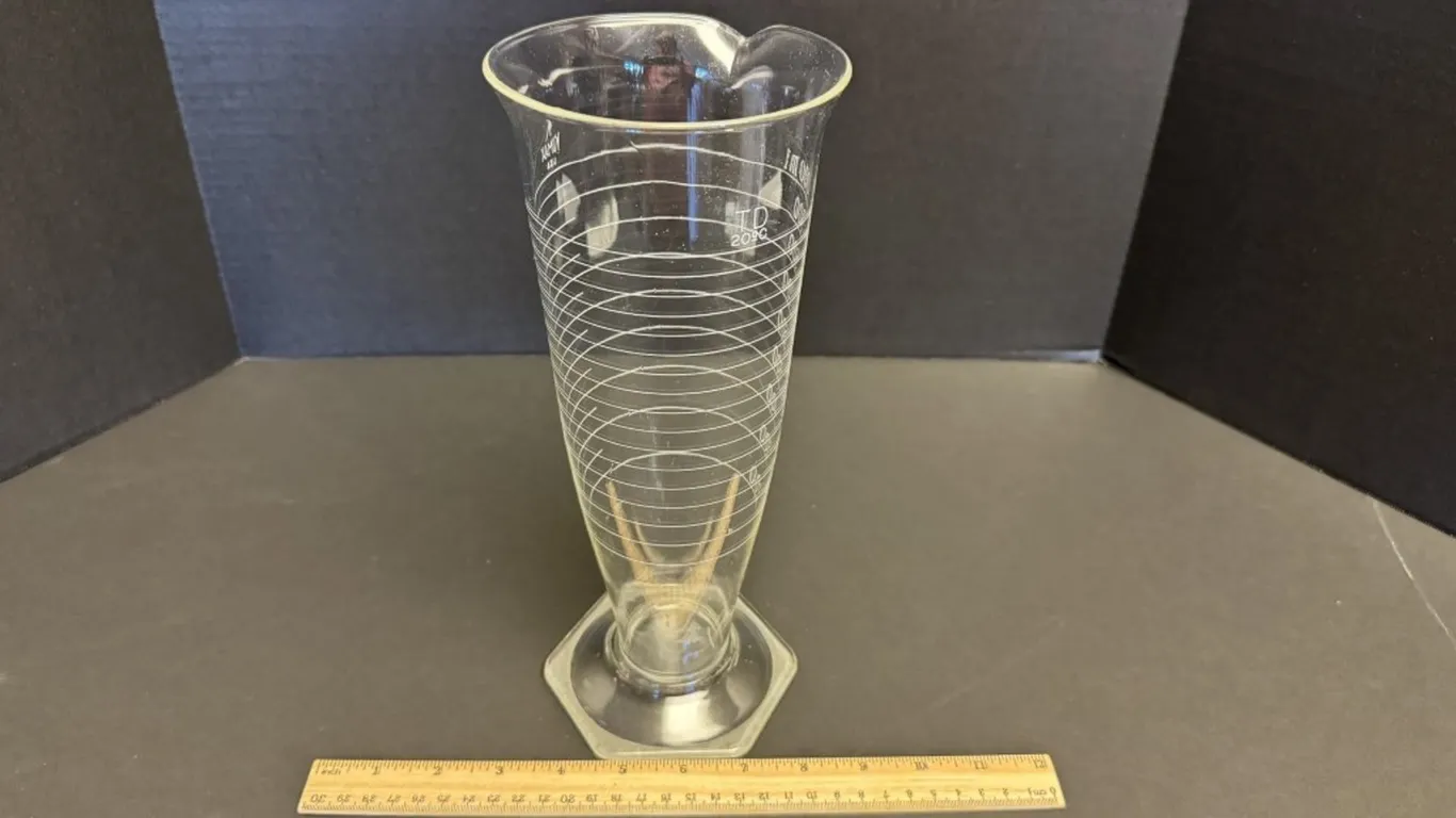 Kimax 1000 ml Conical Glass Graduate