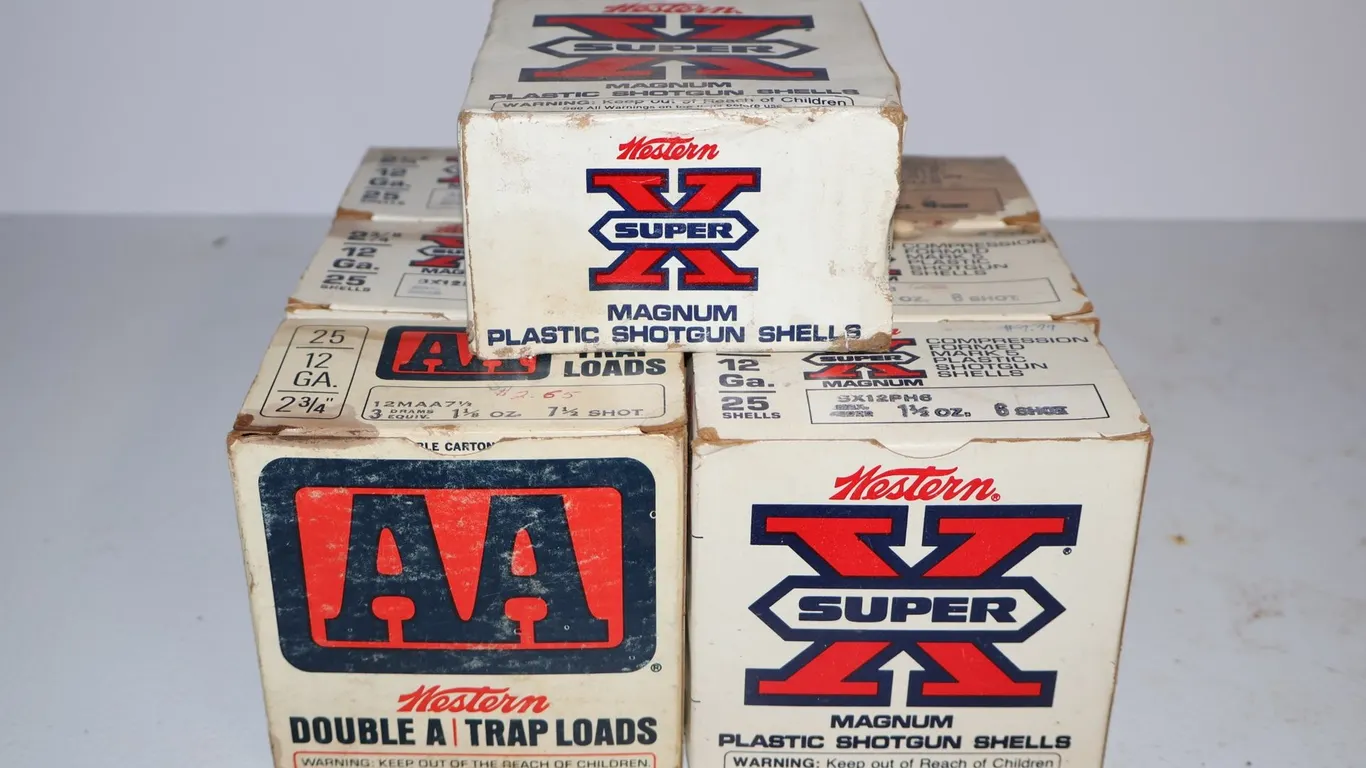 Six Boxes of Western and Winchester 12 Gauge Shotgun Shells, 2.75 Inch