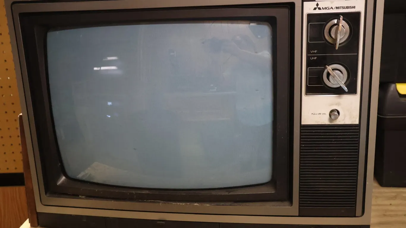 MGA / Mitsubishi CRT Television