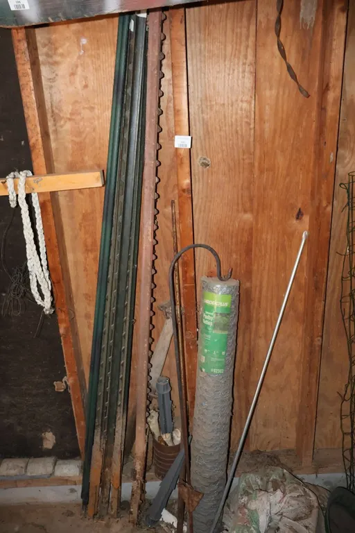 Galvanized Poultry Netting and Metal Studded T-Posts, and More