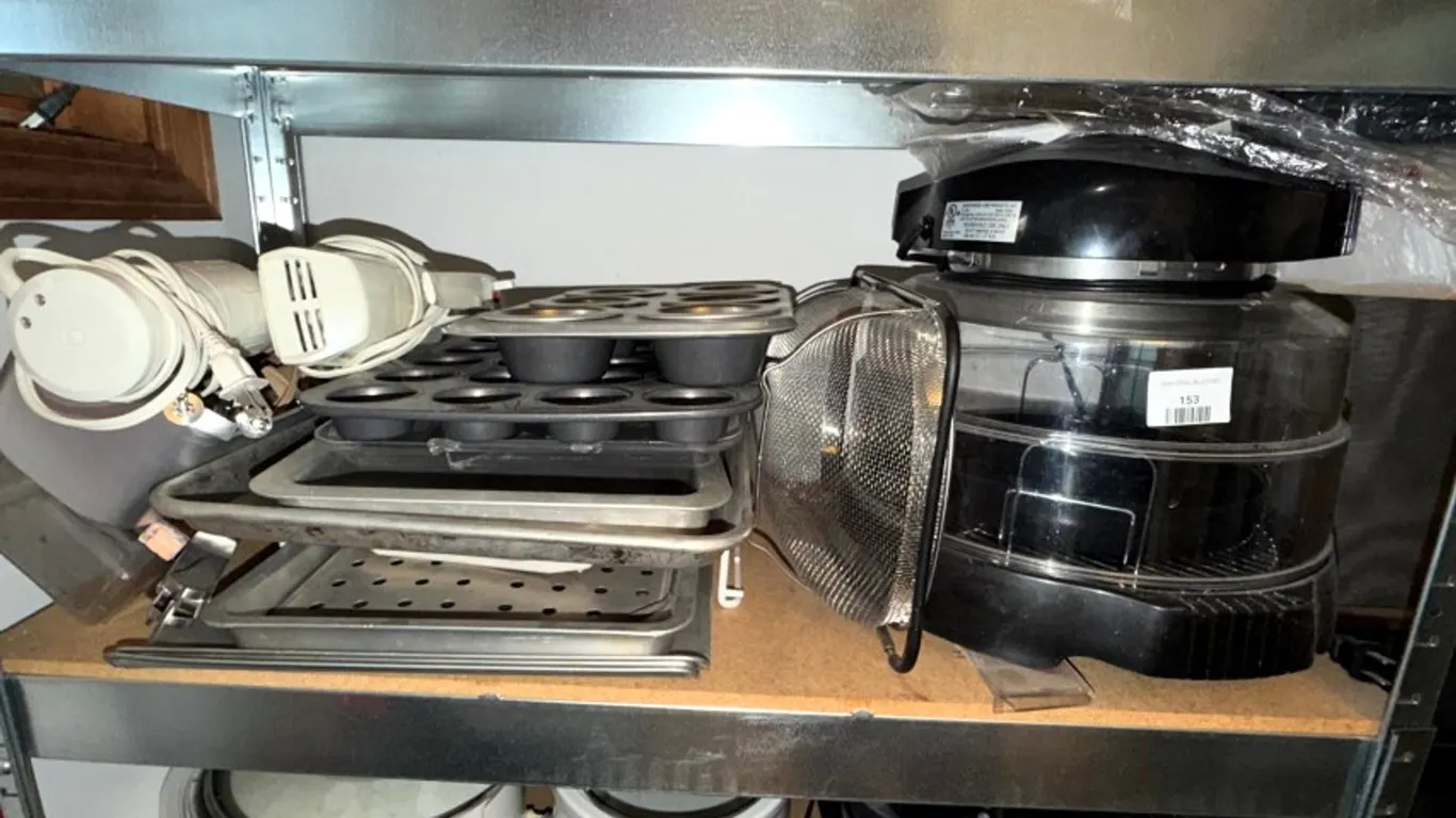 Nuwave Pro Infrared Oven, Small Kitchen Electrics, Bakeware, and More