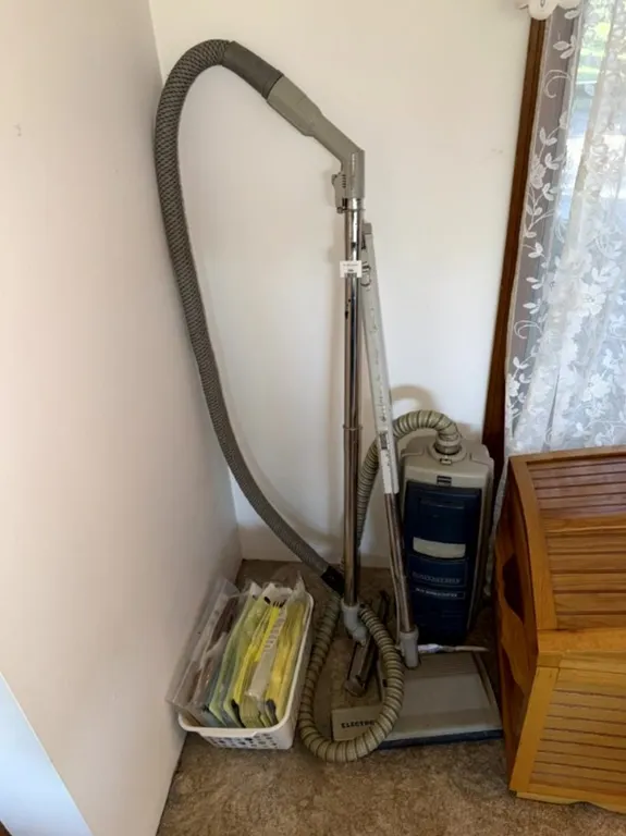 Electrolux Ambassador Canister Vacuum Cleaner