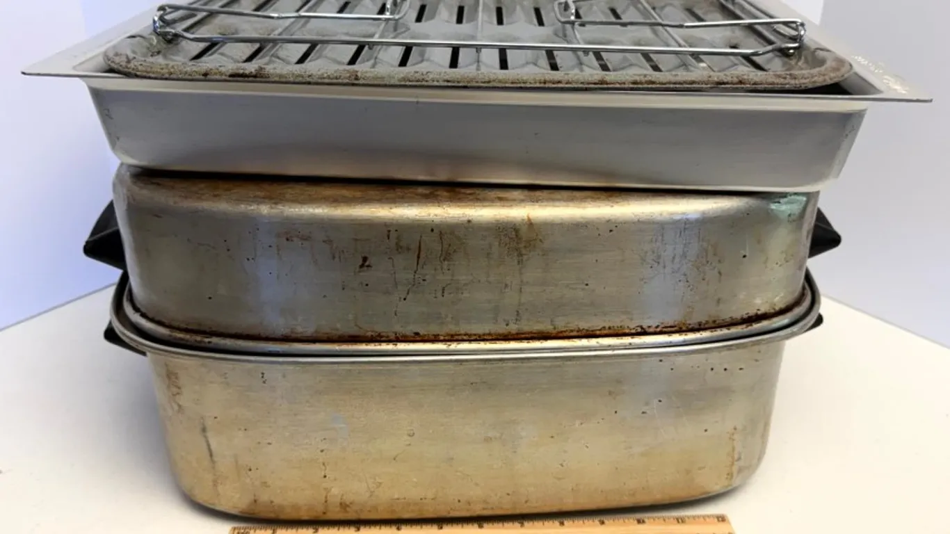 Aluminum Covered Roaster, Baking Pans, Broiler Pan Insert, and Wire Racks