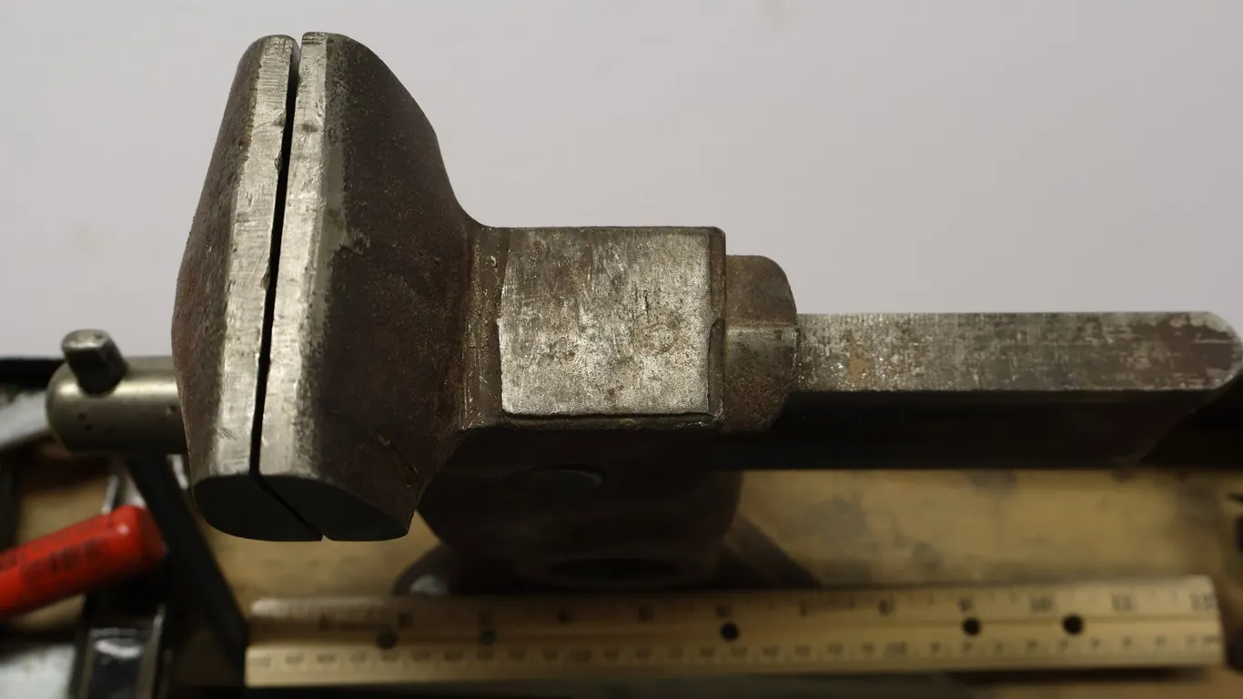 Wilton Cast Iron Bench Vise