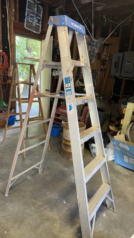 Werner Craft-Master 6 Foot Aluminum Stepladder, Model 376