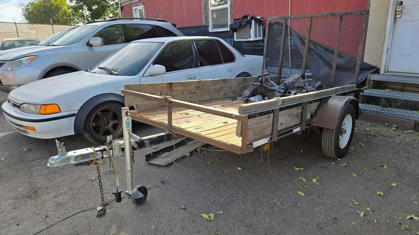 UNKNOWN YEAR, MAKE, MODEL UTILITY TRAILER, NO VIN LOCATED