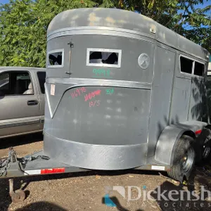 UNKNOWN YEAR, MAKE, MODEL HORSE TRAILER, NO VIN LOCATED