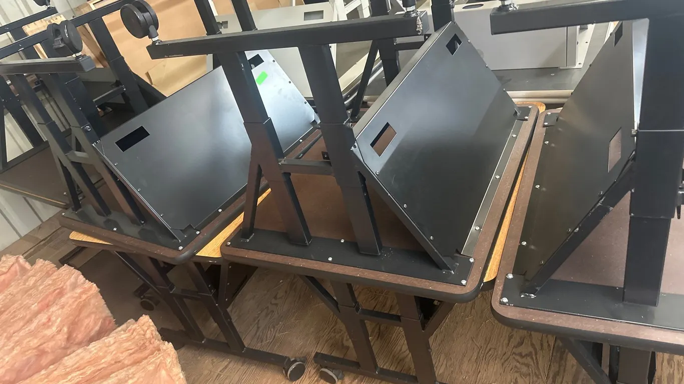 Rolling Computer Desks