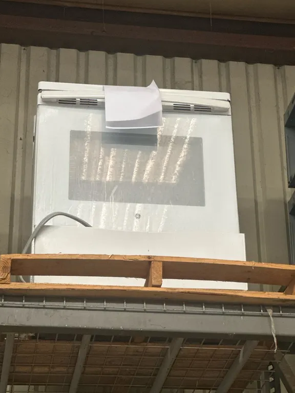 GE Electric Stove and Oven