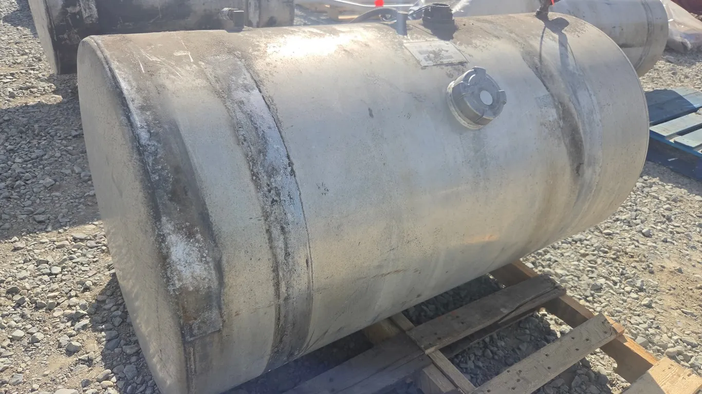 Approx. 100 Gallon Aluminum Fuel Tank