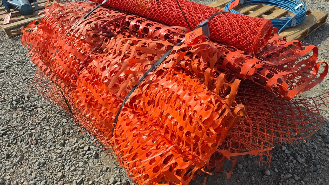Pallet Of Snow/Safety Fence
