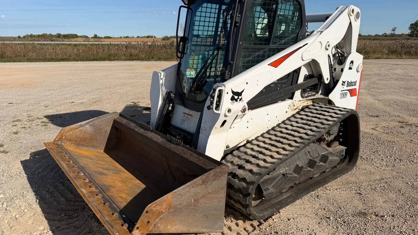 2019 Bobcat T650 Tracked Skidsteer