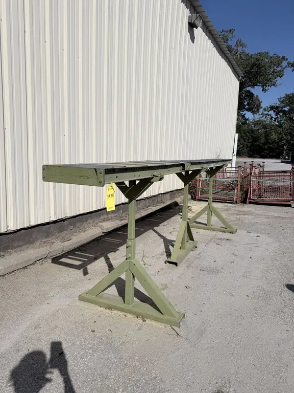 Industrial Adjustable Gravity Feed Conveyor