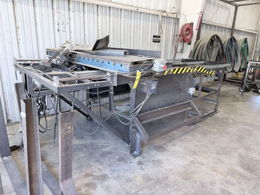 Aleteral Conveyor