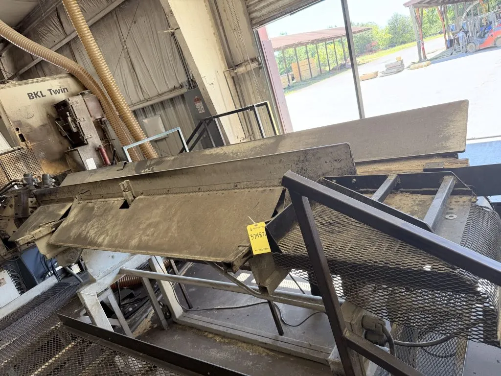 Tilting Conveyor