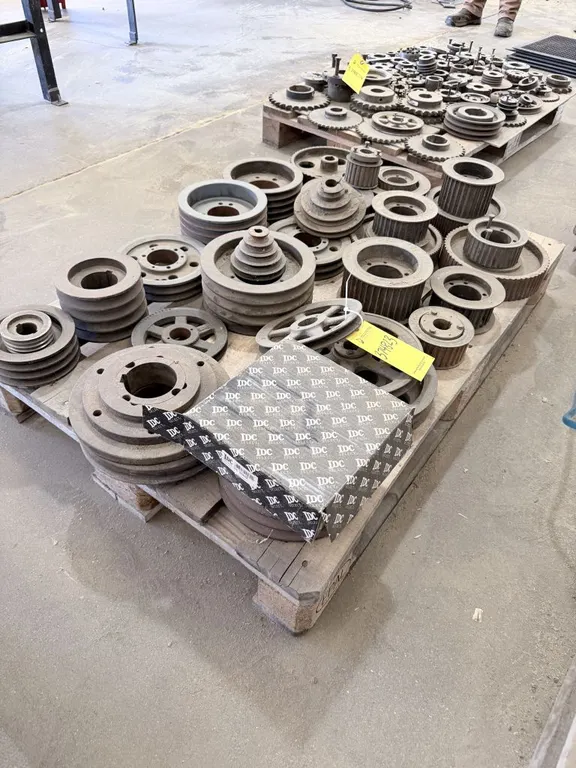 Lot of Assorted Metal Pulleys