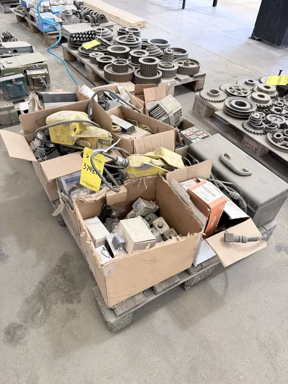 Lot of Assorted Electrical Components