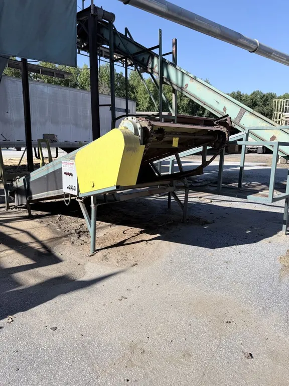 Lumber Feed Conveyor
