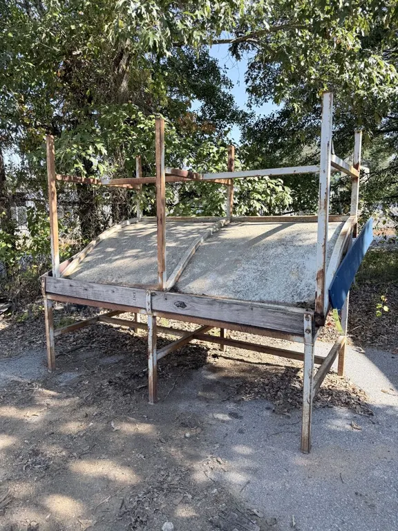2-Piece Sorting Table