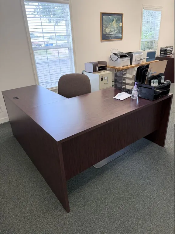 Lot of Assorted Office Contents
