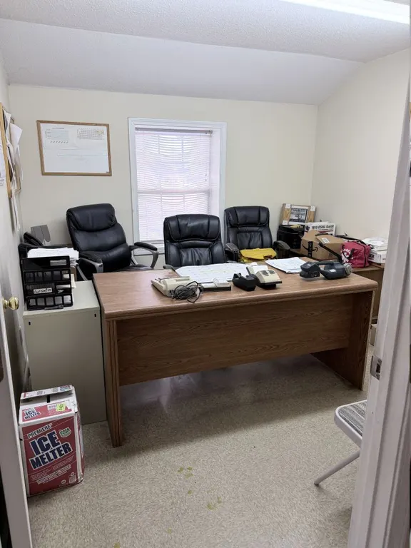 Lot of Assorted Office Contents