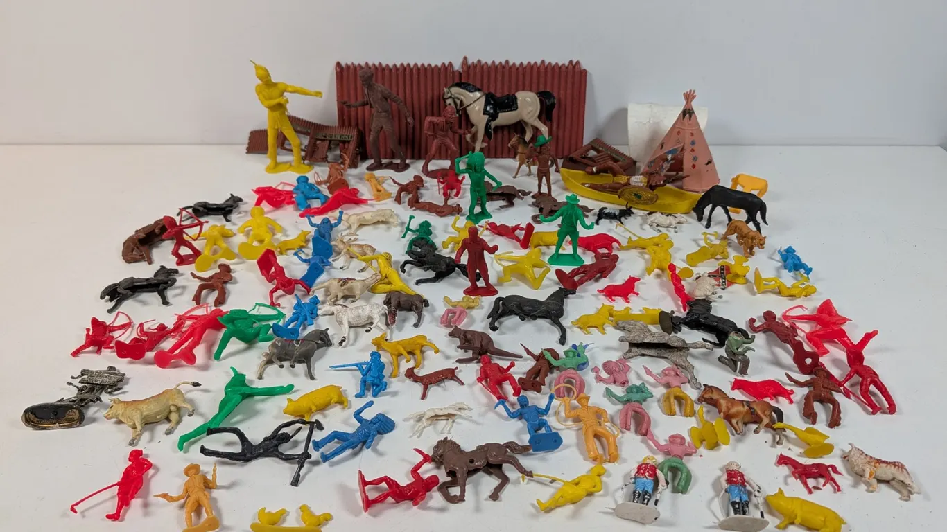 Large Lot of Vintage Plastic Cowboy and Indian Toy Figures