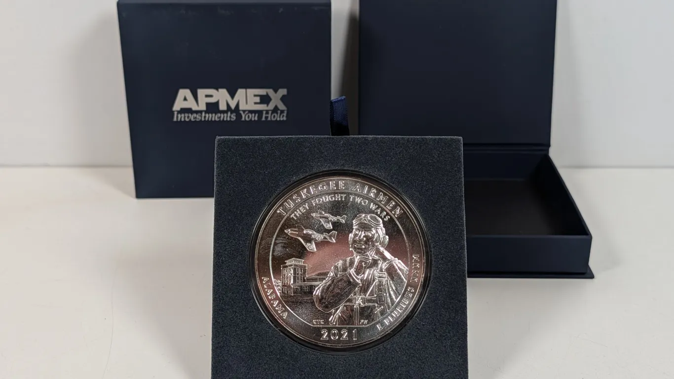 Five Ounce Silver 2021 Tuskegee Airmen America the Beautiful Quarter Co mmemorative