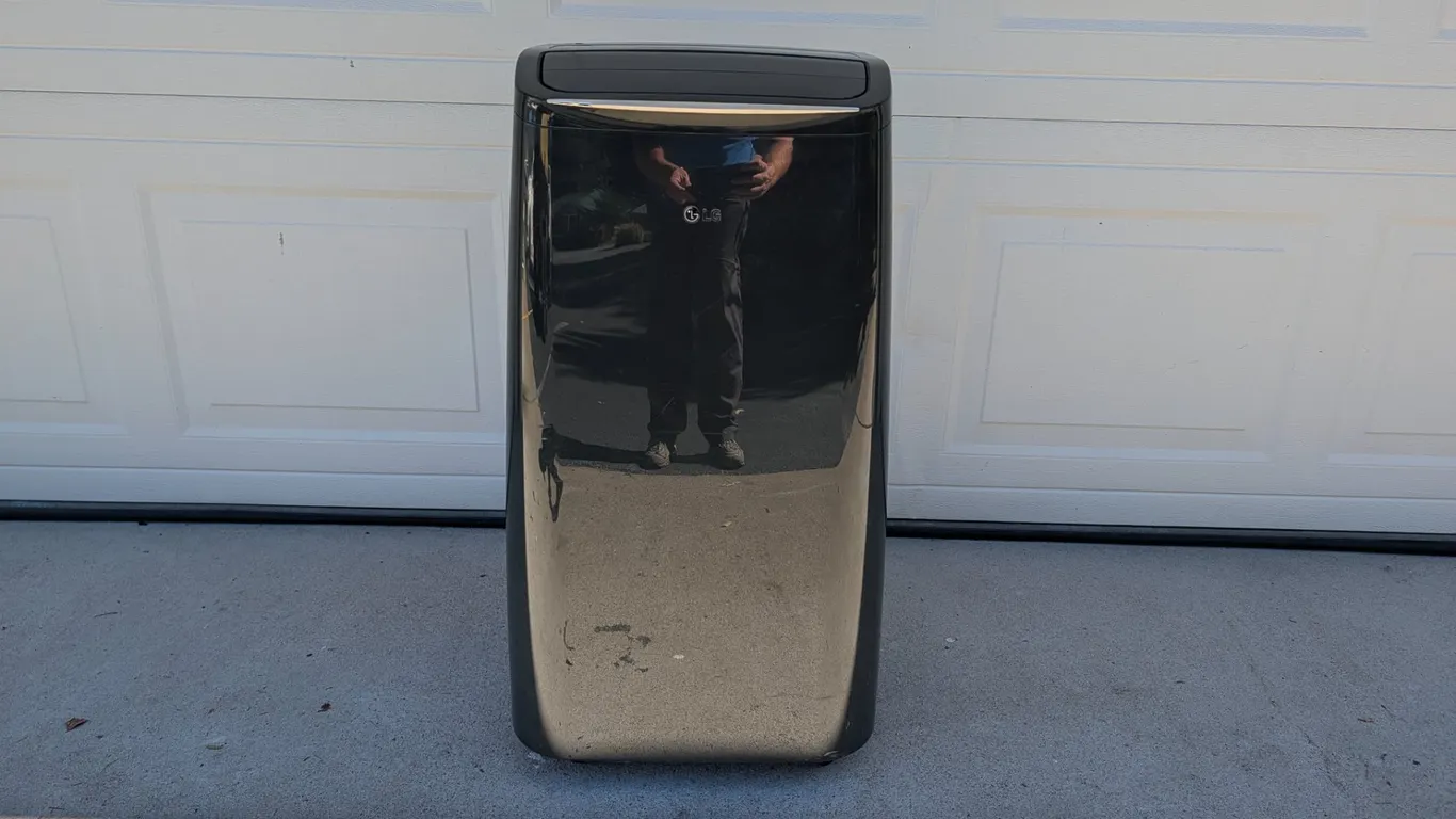 LG Portable Air Conditioner LP1218GXR
