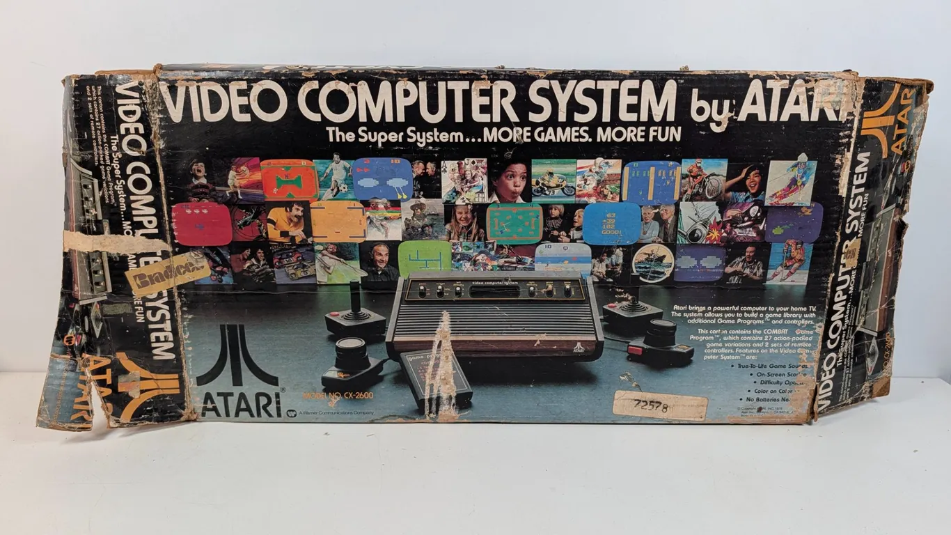 Vintage Atari Video Computer System CX-2600 Console Box