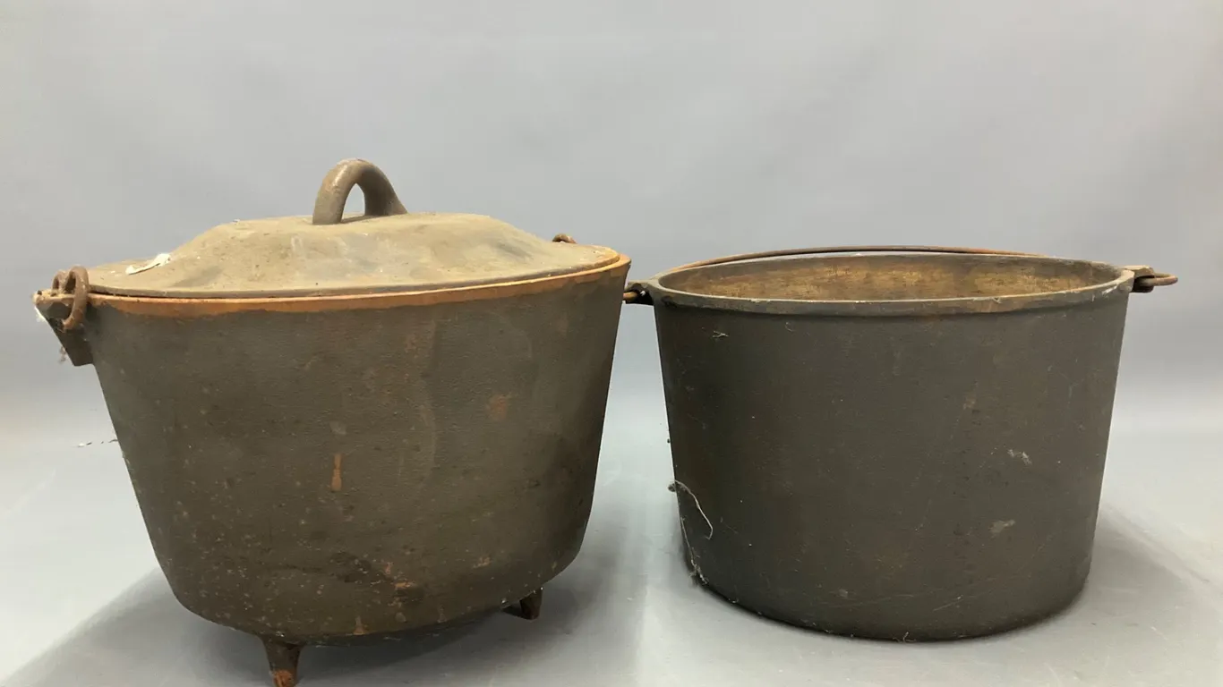 Cast Iron Kettles