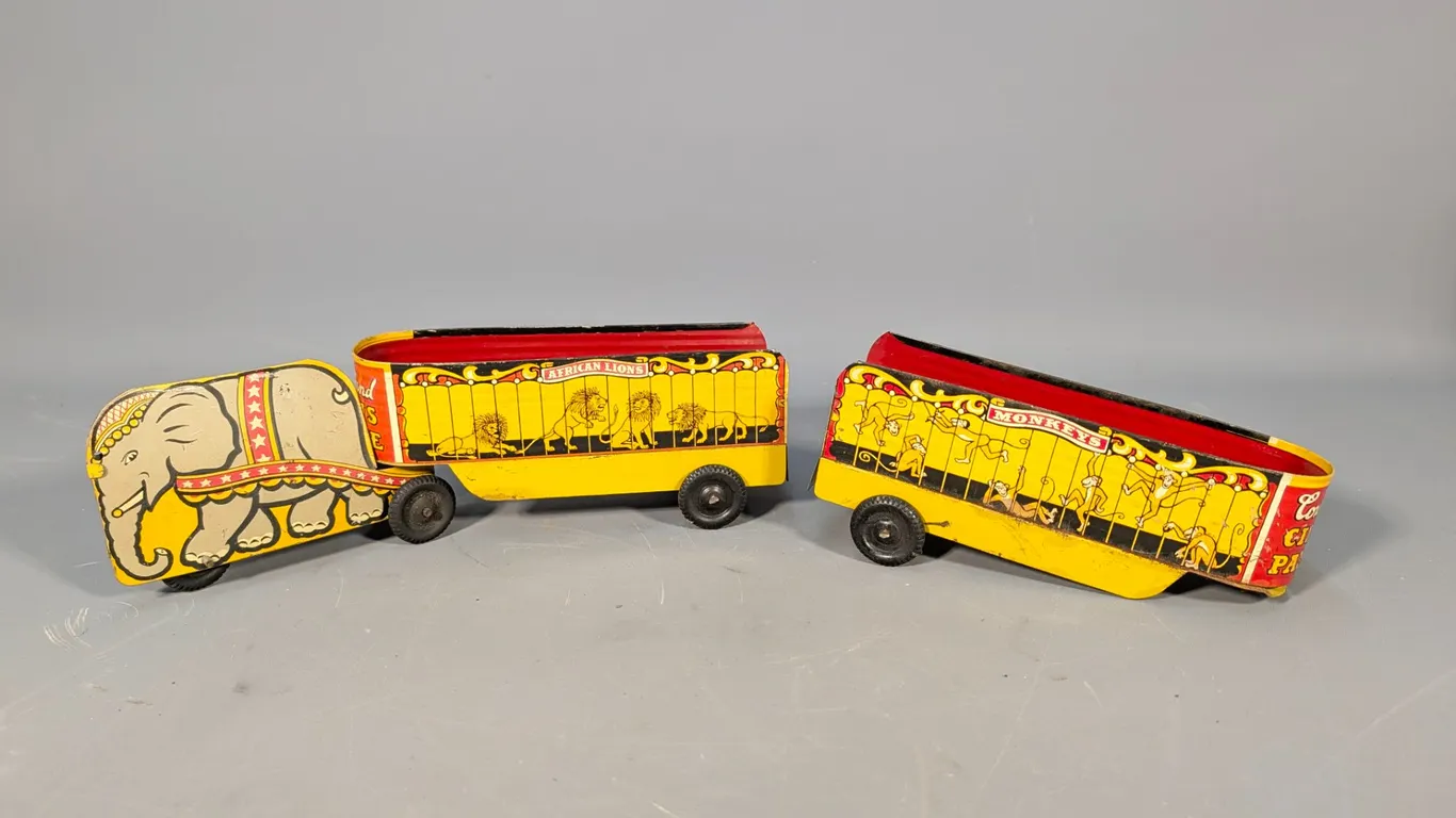 Courtland Tin Lithographed Circus Parade Toy Set