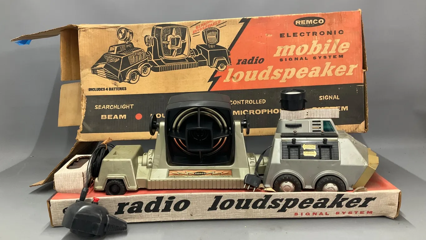 Vintage Remco Electronic Mobile Loudspeaker System Toy