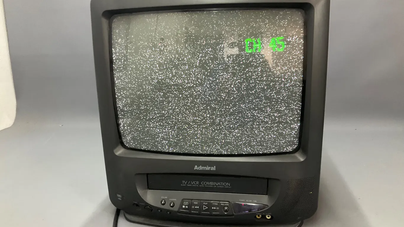 Admiral Television VCR Combination Unit