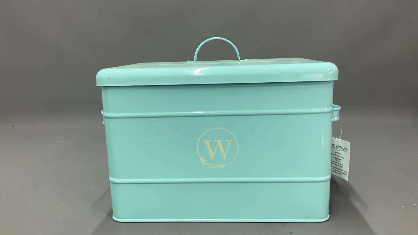 Light Blue Metal Storage Box with Lid