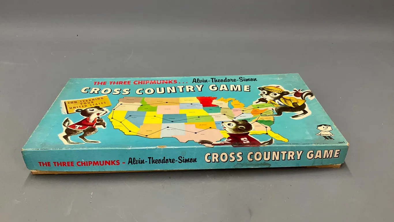 The Three Chipmunks Alvin Theodore Simon Cross Country Game by Hasbro