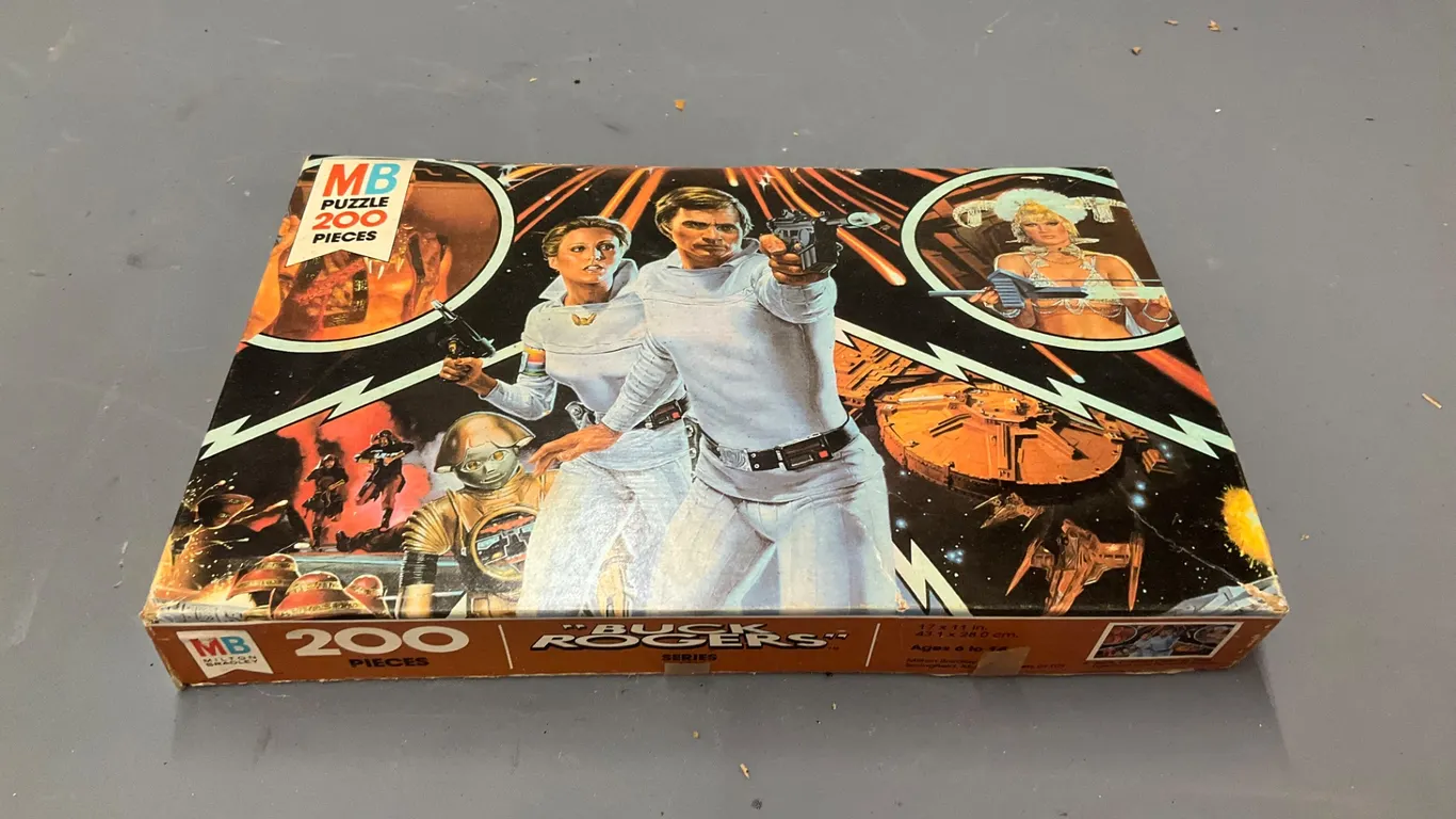 MB Buck Rogers 200-Piece Puzzle