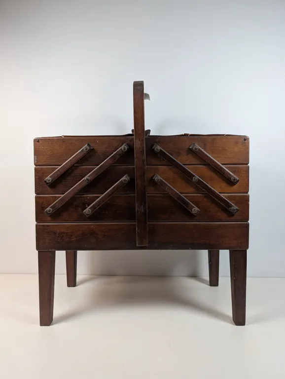 Wooden Expanding Sewing Box