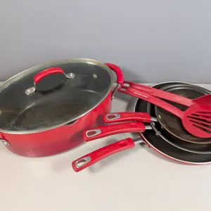 Rachael Ray Nonstick Cookware and Utensil Set