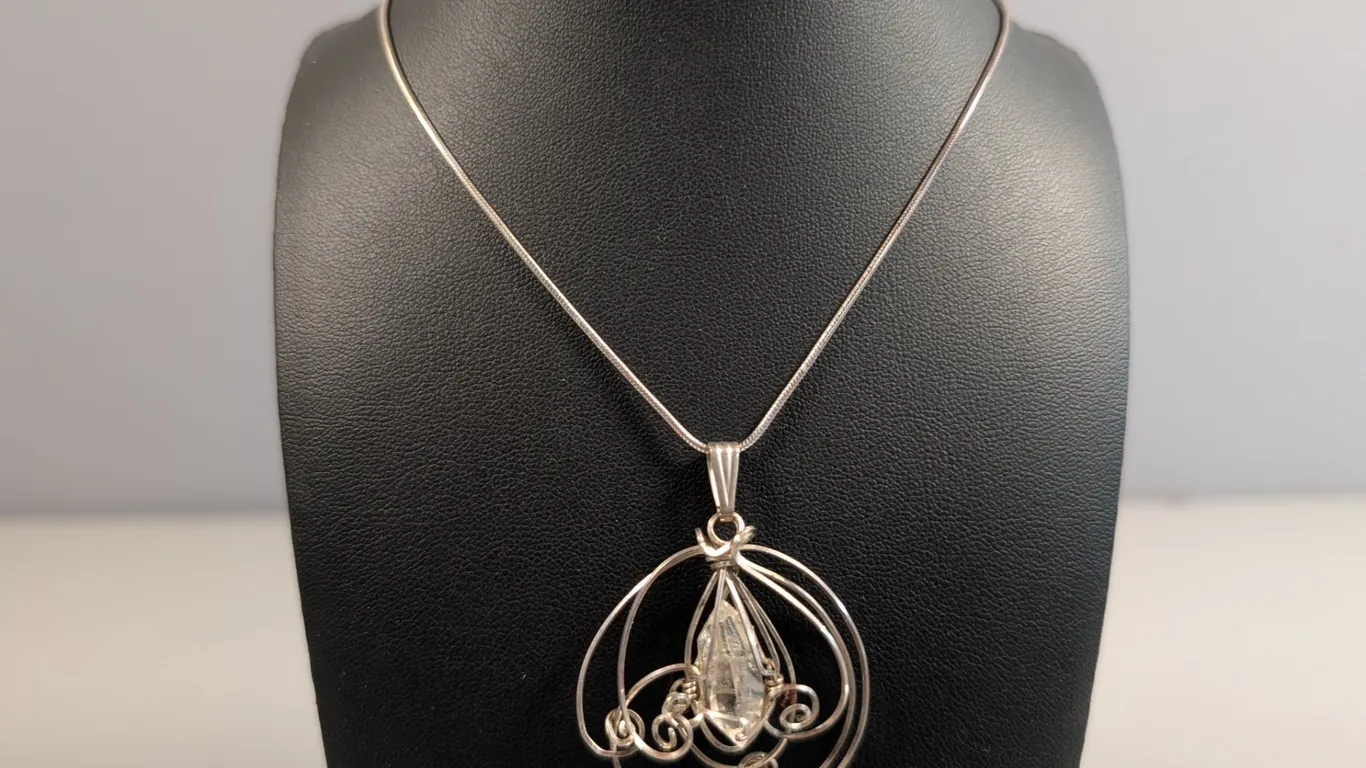 Sterling Silver Pendant Necklace with Clear Stone