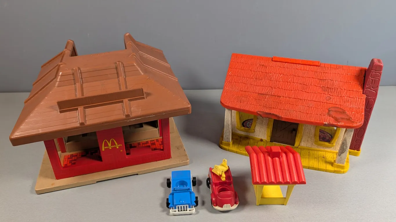 Vintage weebles house and McDonald’s Playset Lot with Vehicles