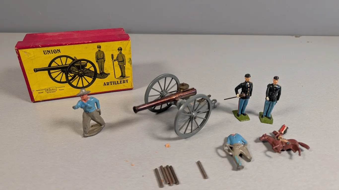 W. Britain Union Artillery and Toy Soldier Set