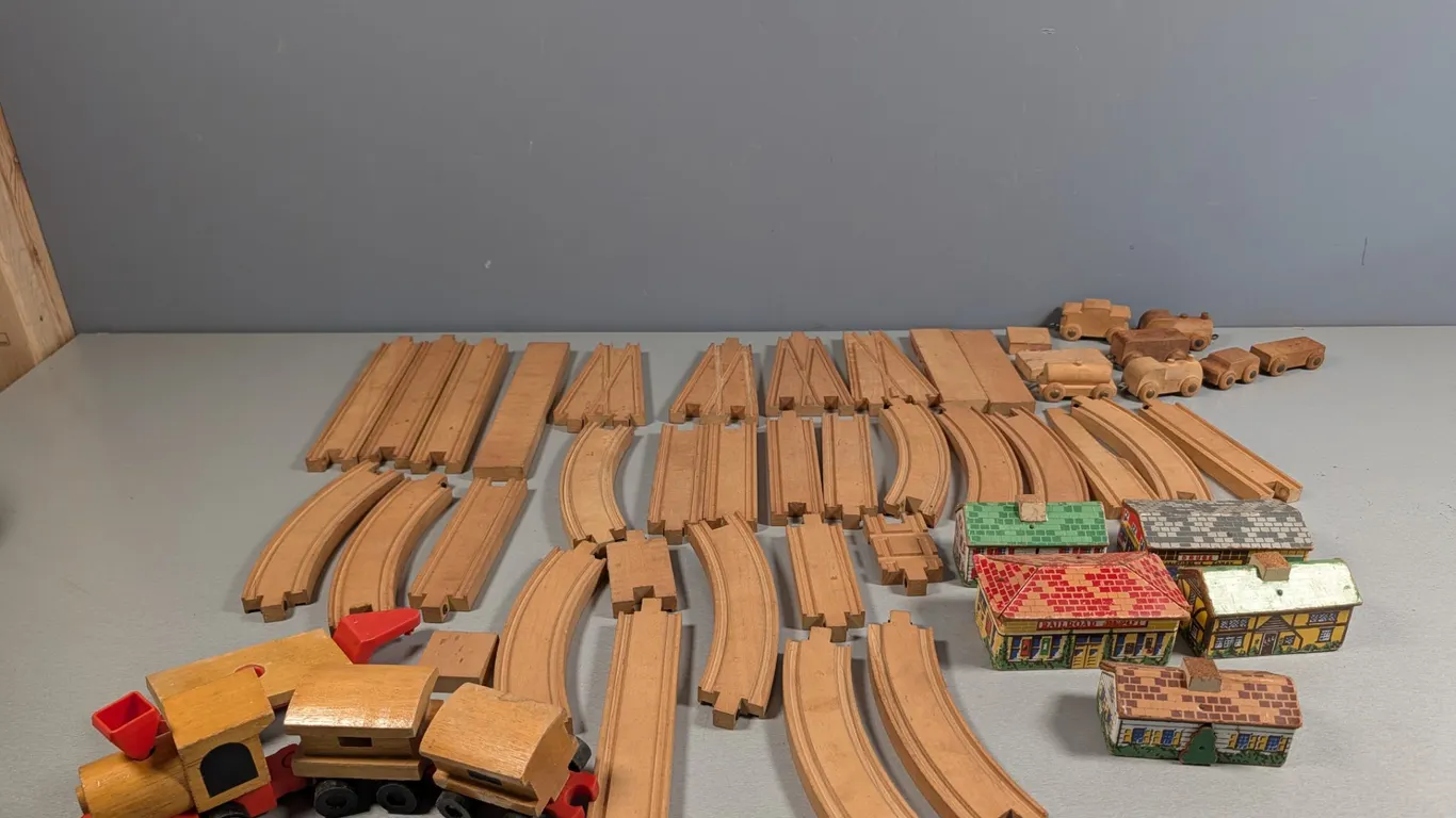 51-Piece Wooden Train Set with Tracks and Village Buildings