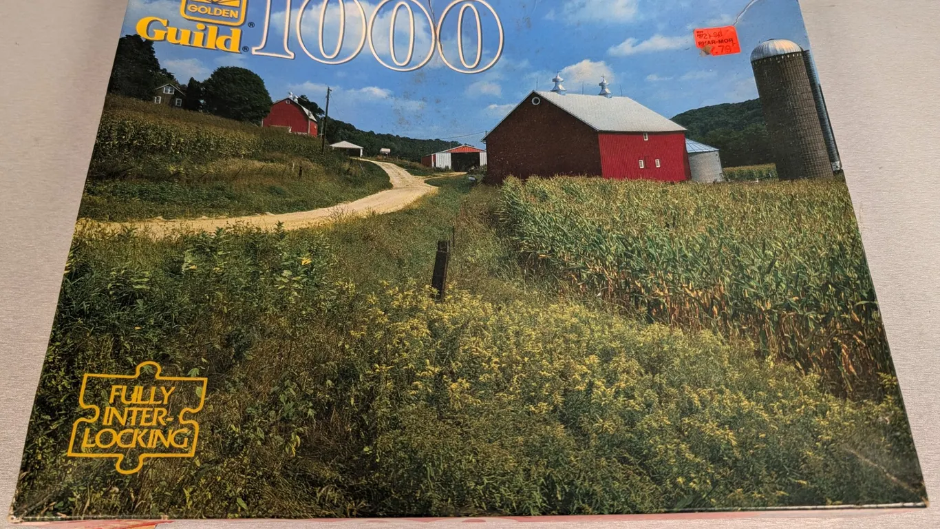 Golden Guild 1000 Piece Farm Scene Jigsaw Puzzle