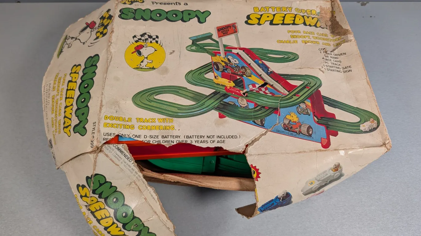 Vintage Snoopy Speedway Battery Operated Race Track Toy