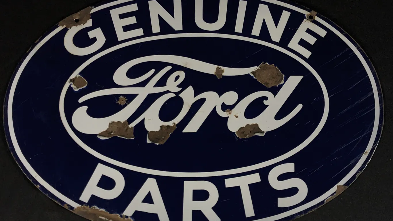 PORCELAIN SIGN GENUINE FORD PARTS (2 SIDED)