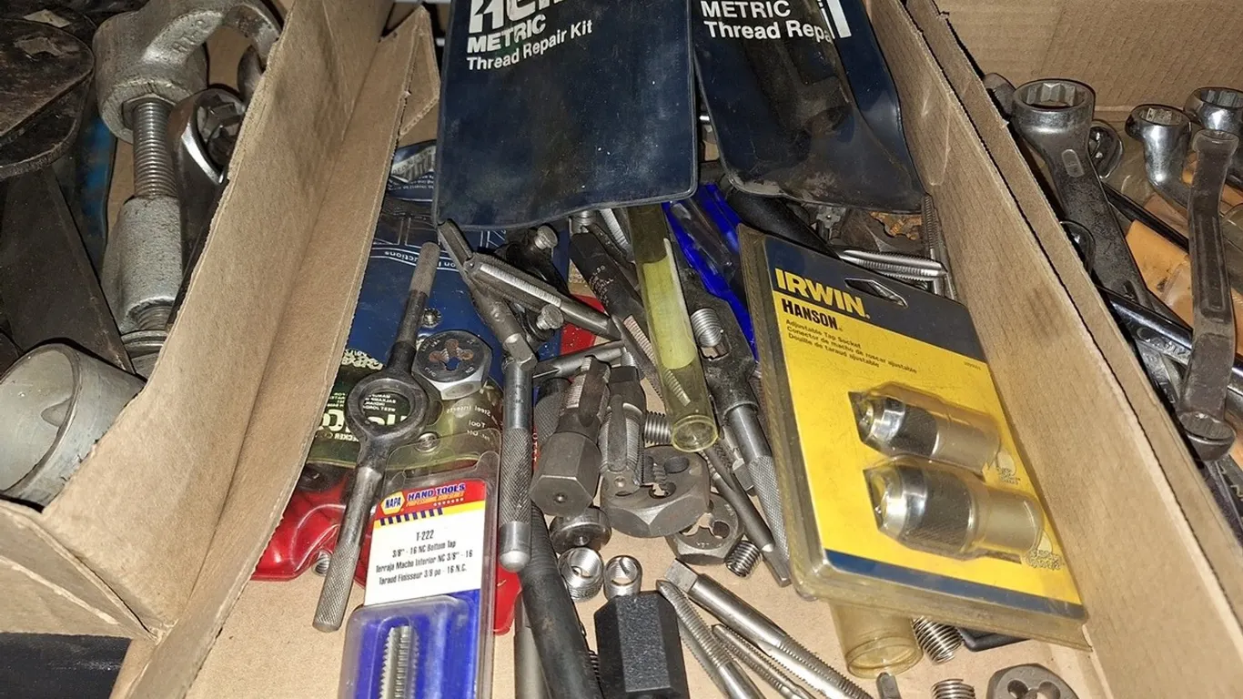 Assorted Tap and Dies, Helicoil