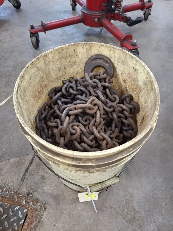 Bucket of Chain