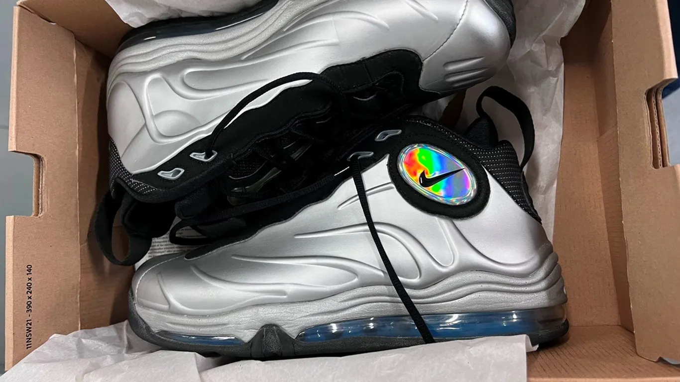 Nike Total Air Foamposite Max Metallic Silver/Black-Pht Blue