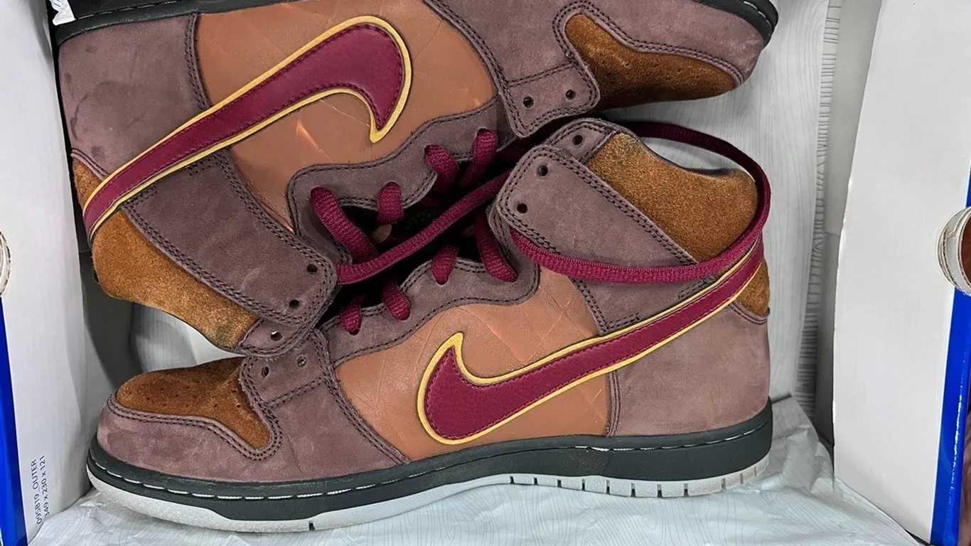 Nike Nike Dunk High Premium SB Drk Ok/Tm Rd-Lt Brtsh Tn-Mtllc